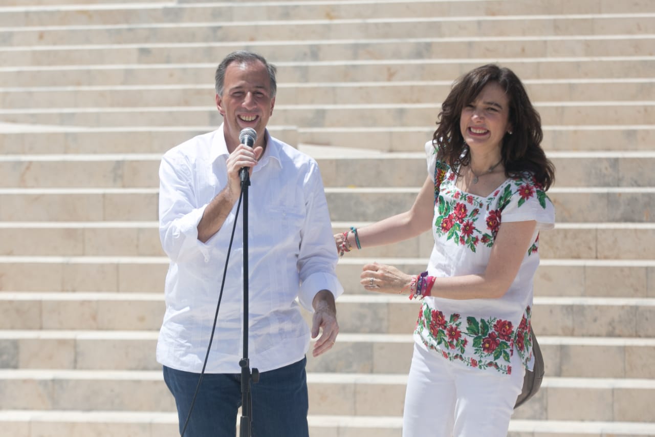 Meade se prepara para el tercer debate con propuestas y no descalificaciones (Araceli López).