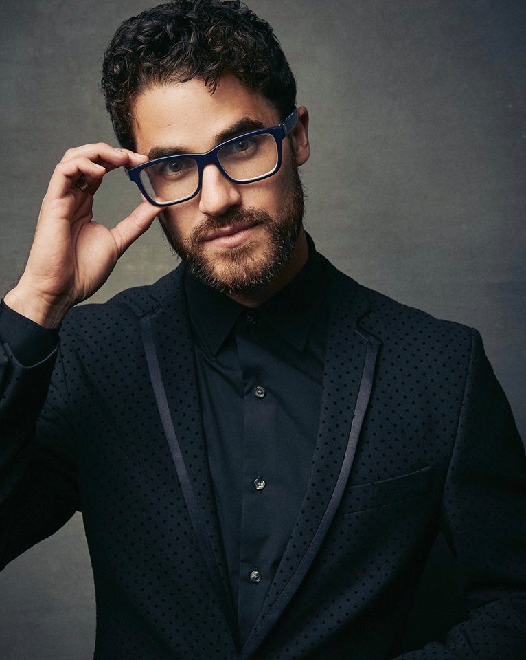 El cantante y actor cantó en italiano la primera parte del éxito de 1982 'Gloria', de Laura (Facebook Darren Criss).