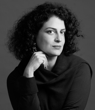 Circe Henestrosa, curadora.