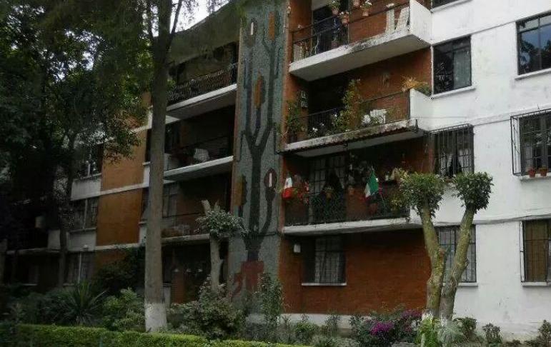 La delegación entregará una cubeta de impermeabilizante y un rodillo a los habitantes de unidad. (Especial)