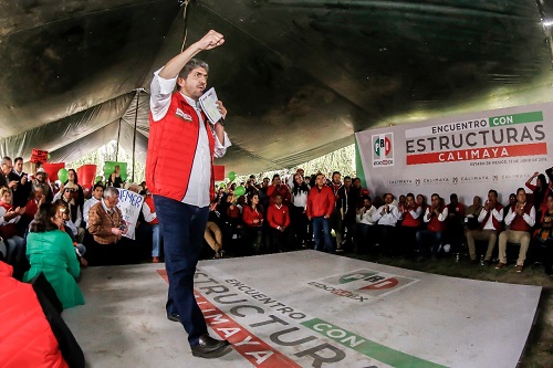 Durante el encuentro con militantes. (Especial)