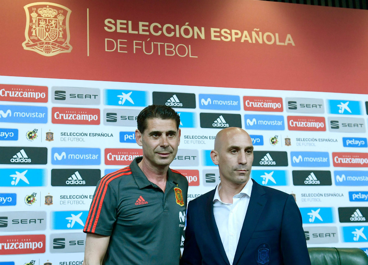 Fernando Hierro, nuevo director técnico de España para Mundial de Rusia 2018 (AFP)