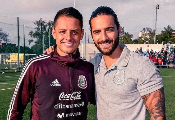 Javier 'Chicharito' Hernández y Maluma (Instagram)