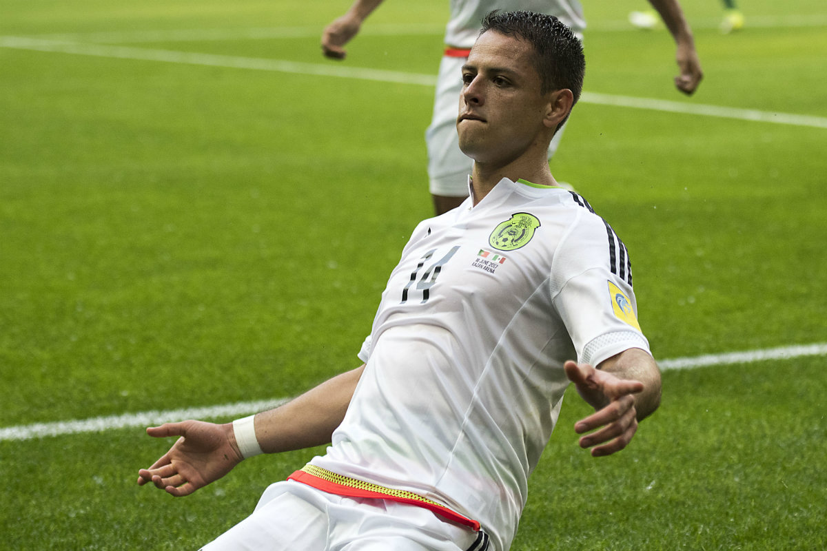 Javier Hernández festeja tras marcar su gol (Imago7)