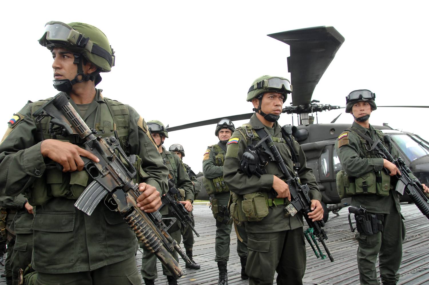Soldados del ejército colombiano. (Facebook Ministerio de Defensa de Colombia)