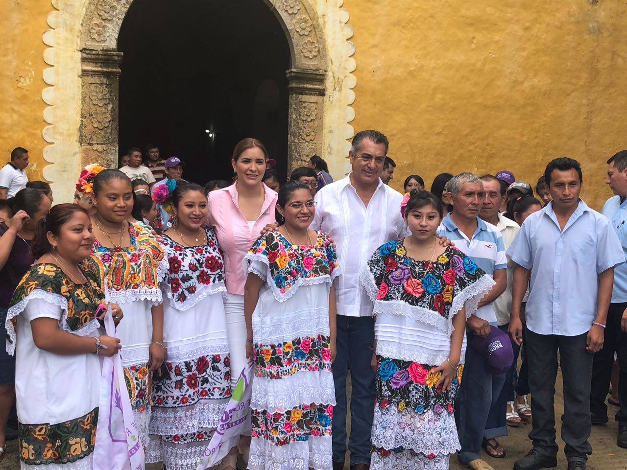 'El Bronco' promete impulsar el ecoturismo (Karina Palacios).