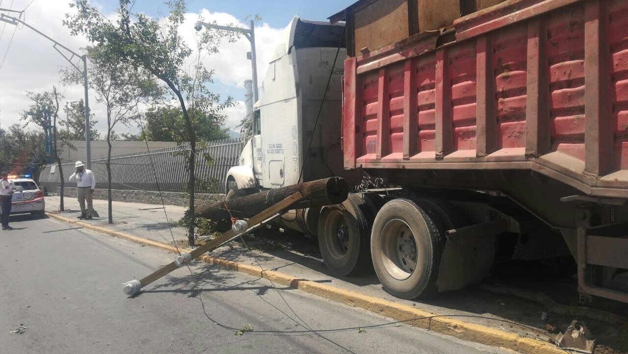 La circulación no se vio interrumpida, pero se reportó tráfico lento. (Foto: Zynthia Vanegas)