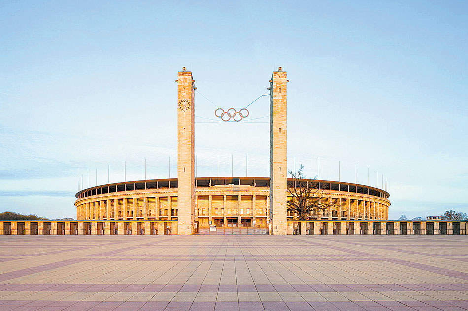 El Estadio Olímpico de Berlín fue diseñado por el  arquitecto Werner March y construido entre 1934 y 1936. (Especial)