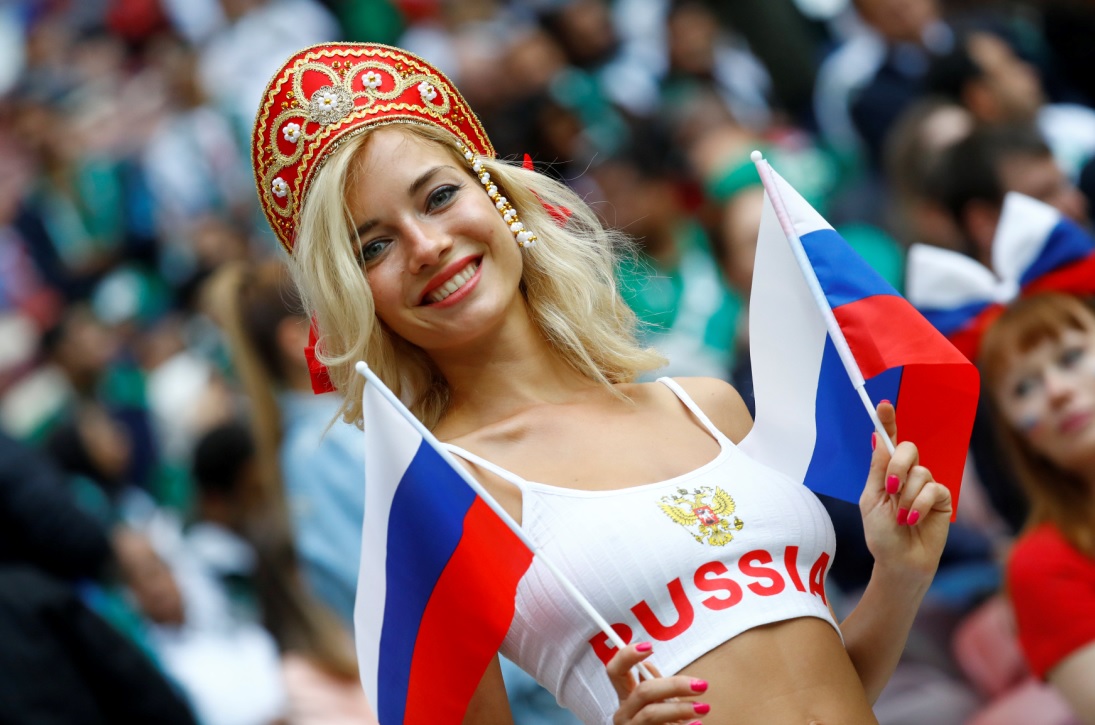 Una fanática de Rusia previo al encuentro contra Arabia Saudita (Reuters)