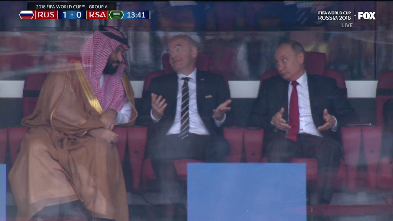 Putin le ofreció disculpas al Príncipe Heredero de Arabia tras el primer gol de Rusia (Especial)