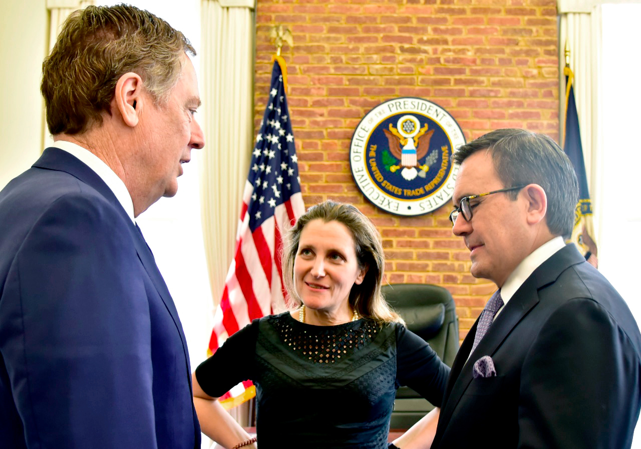El pasado abril, Robert Lighthizer, Chrystia Freeland y Ildefonso Guajardo se reunieron en Washington para llegar a un acuerdo final del TLCAN, que no
