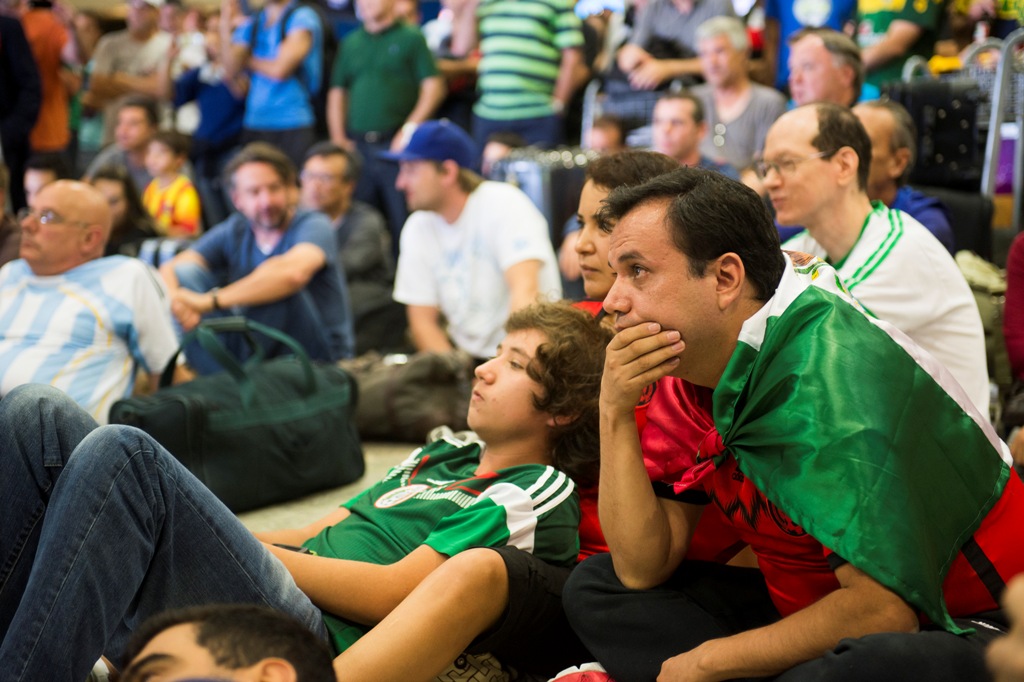 Aficionados de México en lamento (Mexsport)