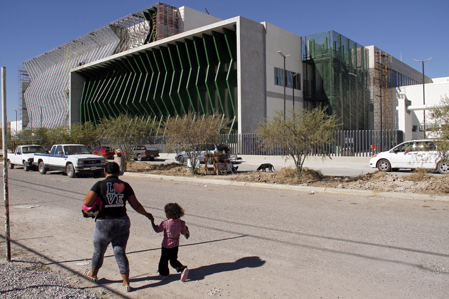 La joven y su bebé fueron internados en el Hospital General de Gómez Palacio. (Milenio Digital)