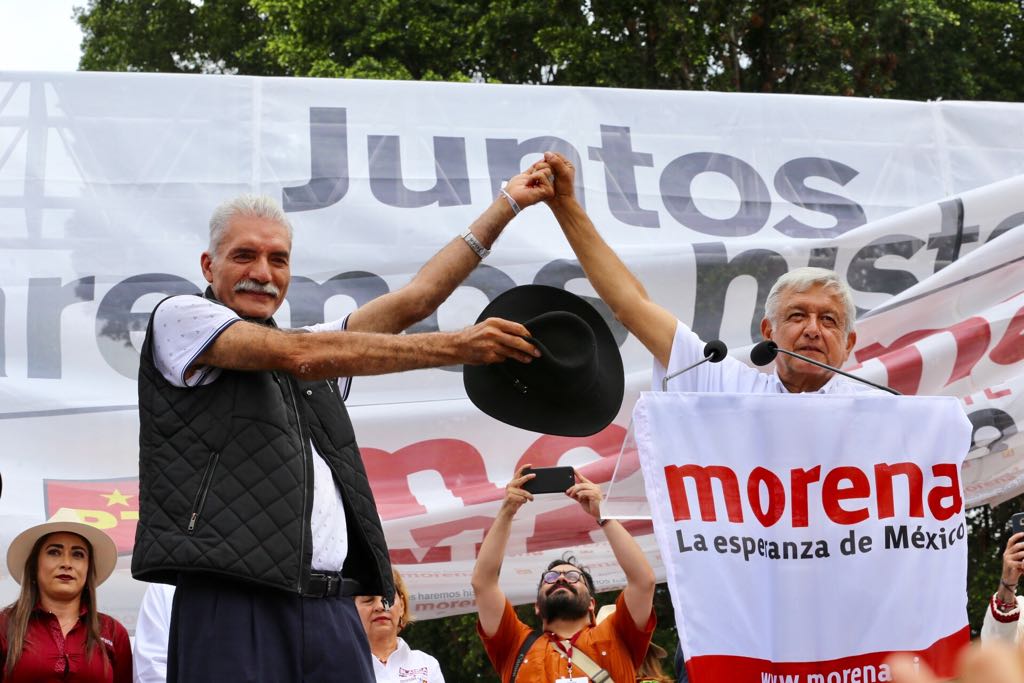 A López Obrador lo acompañó el Dr. Mireles, ex líder de las autodefensas/Jorge Carballo