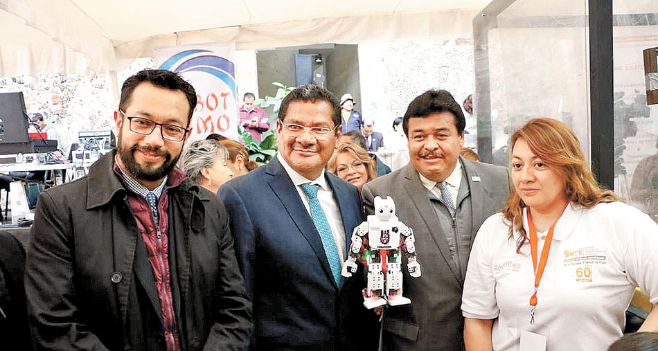 Representantes del Sindicato Nacional de Trabajadores de la Educación afirman que el país es una potencia global en esa tecnología. (Especial)