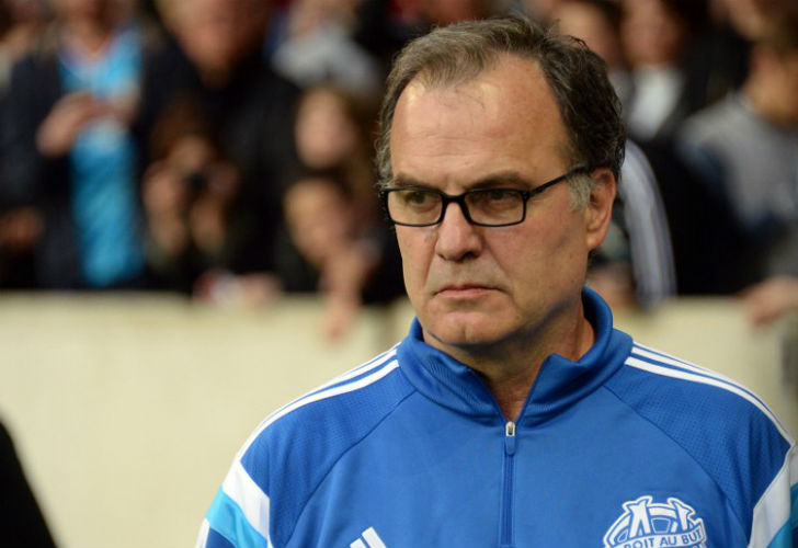 El técnico argentino, Marcelo Bielsa, entrenará al Leeds Unites de la segunda división de Inglaterra. (AFP)