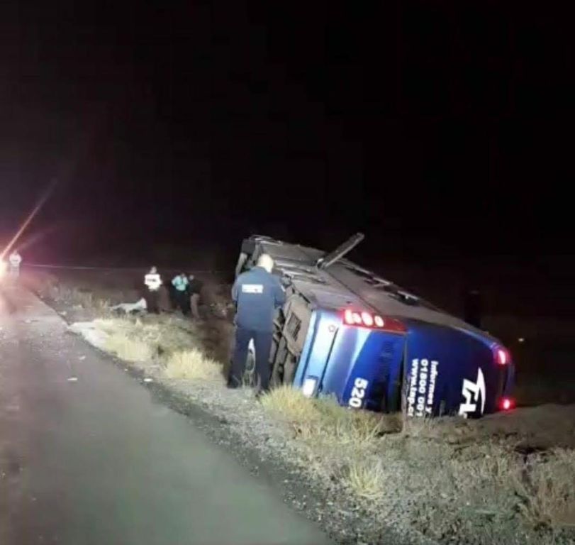 El accidente ocurrió en el  kilómetro 110 de la carretera Caborca-Sonoyta. (Felipe Larios Gaxiola)