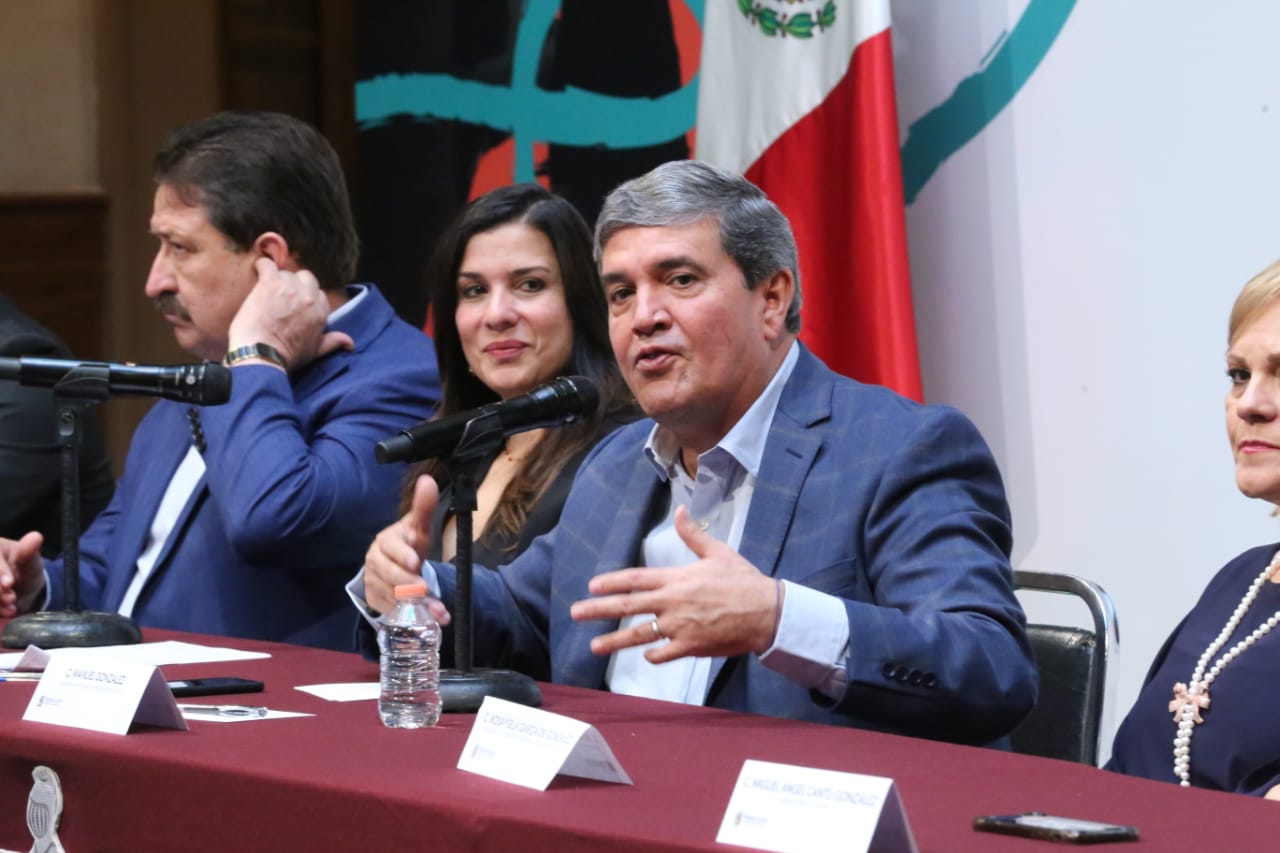 El mandatario interino de Nuevo León, Manuel González. (Foto: Leonel Rocha)