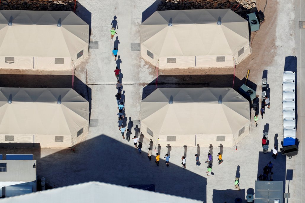 Más de 2 mil niños han sido separados de sus padres en las últimas seis semanas. (Foto: Reuters)