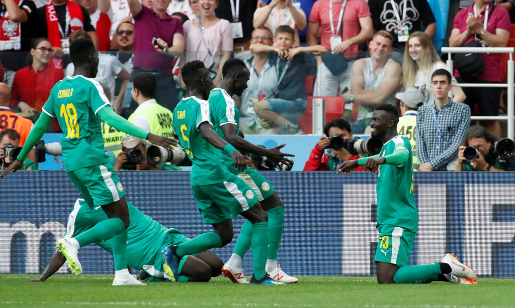 La selección de Senegal festejando el 0-2 ante Polonia. (Reuters)