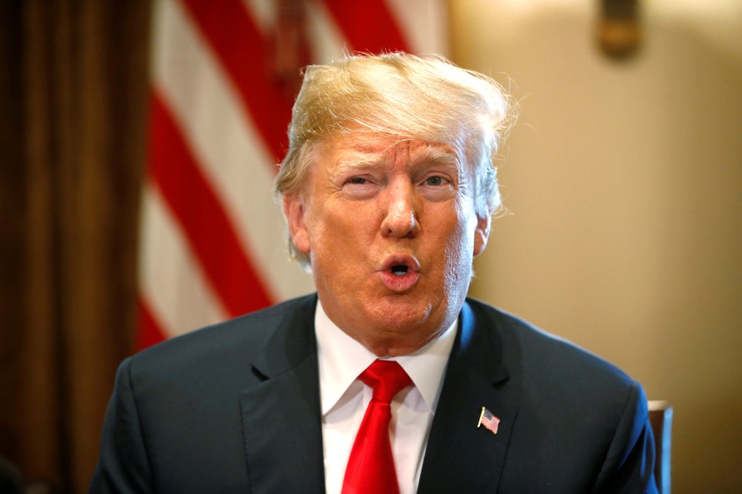 Donald Trump dijo que hay que "frenar el flujo de gente que llega a EU". (Foto: Reuters)