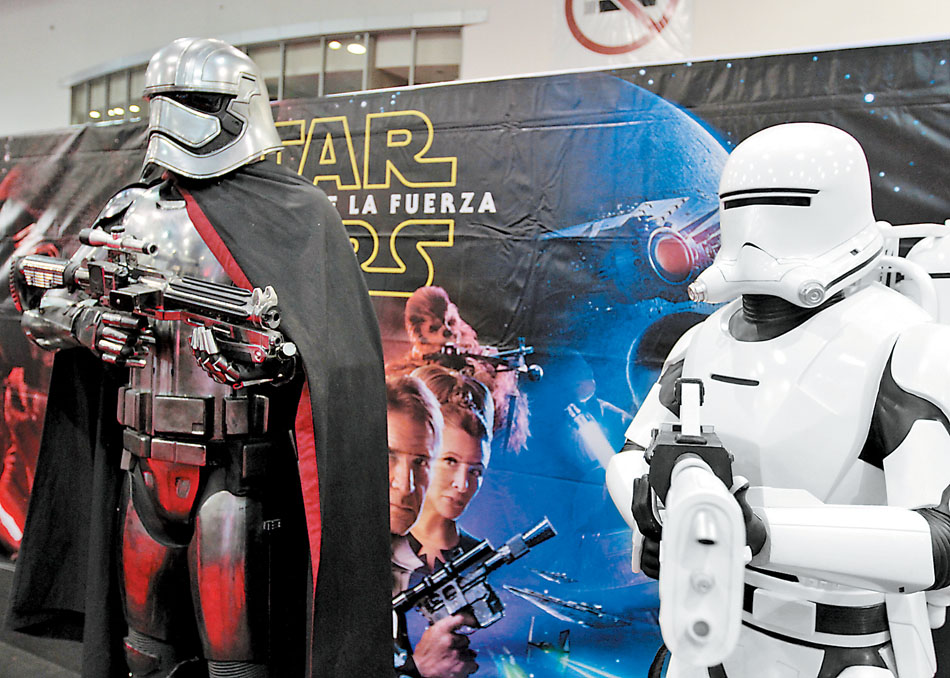 El acuerdo combinará la firma responsable de "Avatar", "X-Men" y "Los Simpson" con la de Mickey Mouse y las nuevas entregas de "Star Wars". (Javier Rí