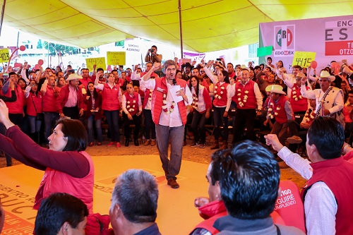 Durante el encuentro partidista. (Especial)