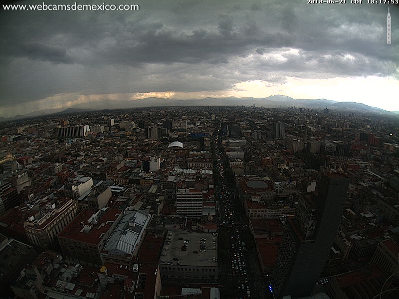 La CdMx vista desde la Torre Latino. (@webcamsdemexico)