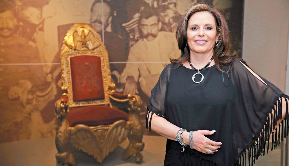 “Hicimos una revisión de las colecciones que teníamos en el acervo patrimonial, en las áreas de la Presidencia”: Lilia Rivero Weber. (Jesús Quintanar)