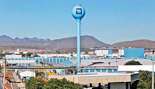 Las compañías automotrices toman sus decisiones con varios años de anticipación, informa la armadora estadunidense.