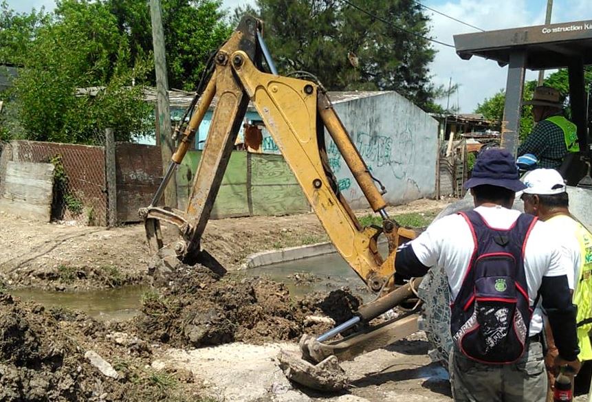 Labores de limpieza en colonias de Reynosa (Cortesía)