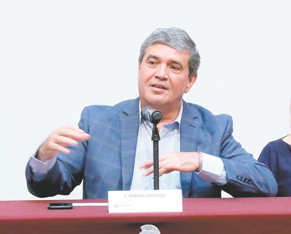 El mandatario interino negó que existiera un abuso del aparato estatal.