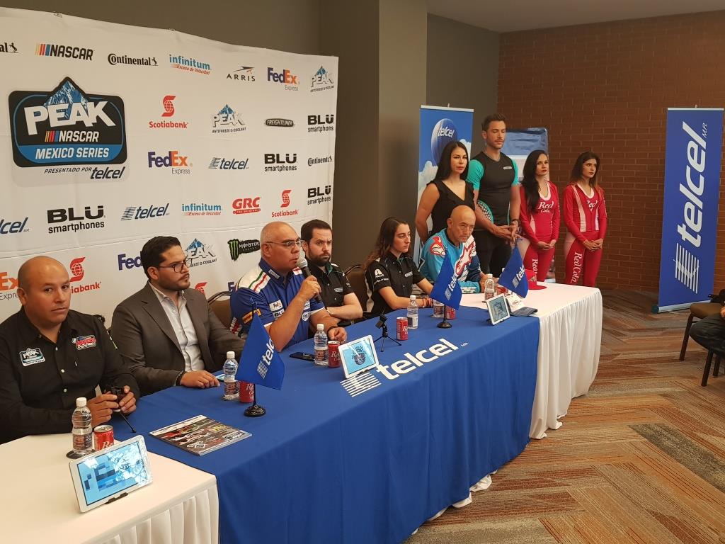 Organizadores, patrocinadores y pilotos se dieron cita para la presentación oficial del evento (Especial)