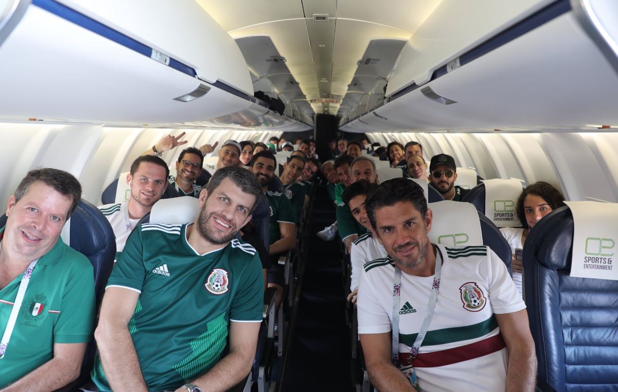 El presidente de Santos Laguna no se ha perdido el paso de la Selección en Rusia. (Twitter)