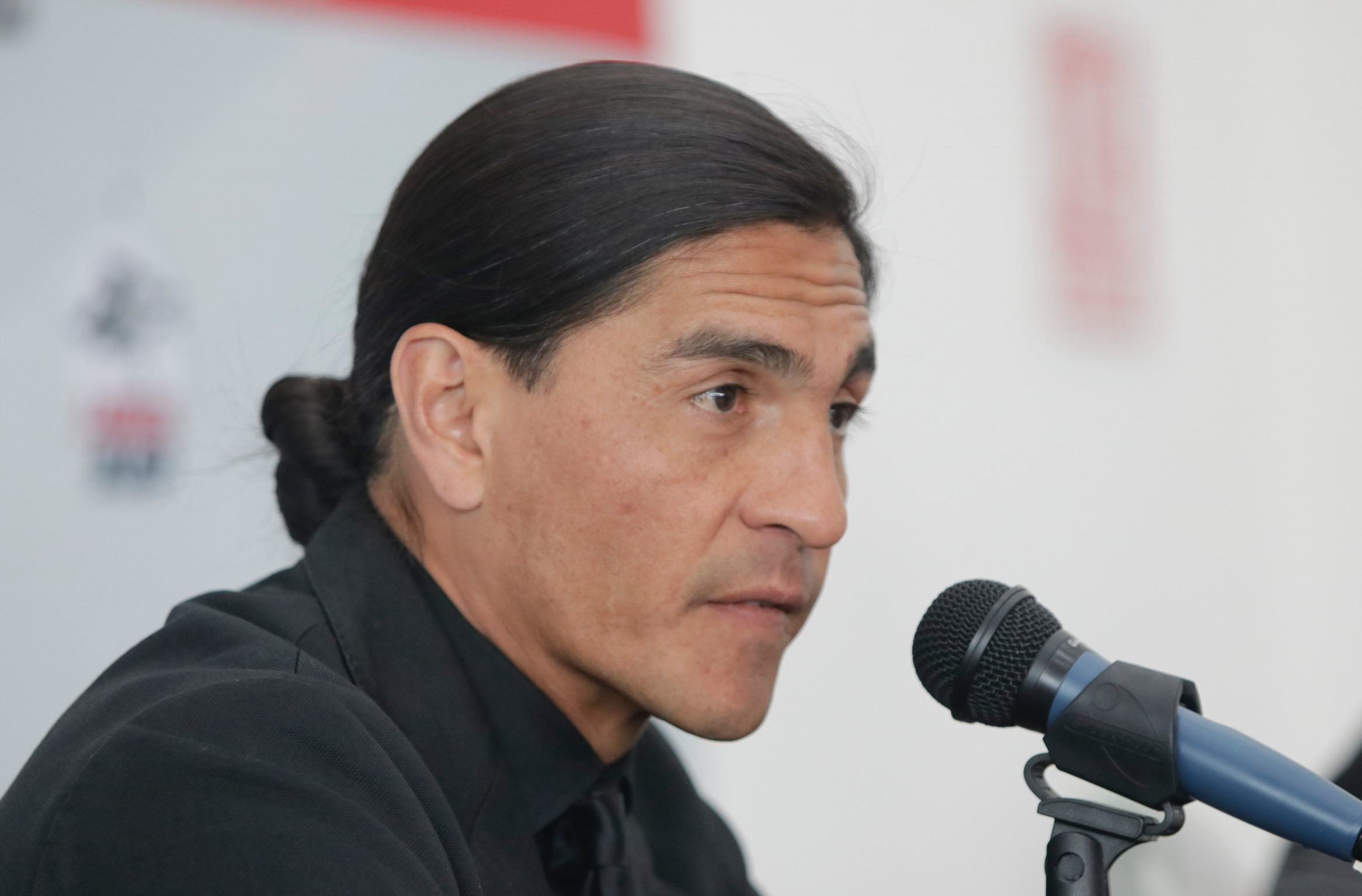 Francisco Palencia, Director Técnico de Lobos BUAP durante rueda de prensa en el estadio Universitario BUAP (Agencia Enfoque)