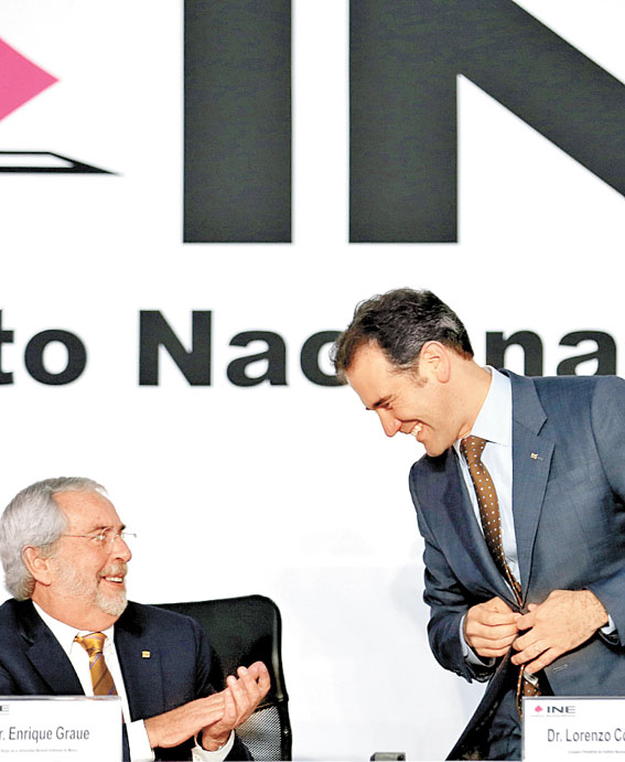 El rector de la UNAM, Enrique Graue, y el titular del INE. (Javier Ríos)