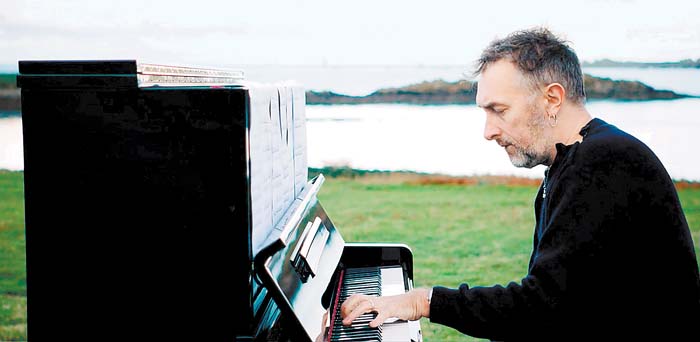 El compositor brindará conciertos en la capital del país, Monterrey y Guadalajara.
