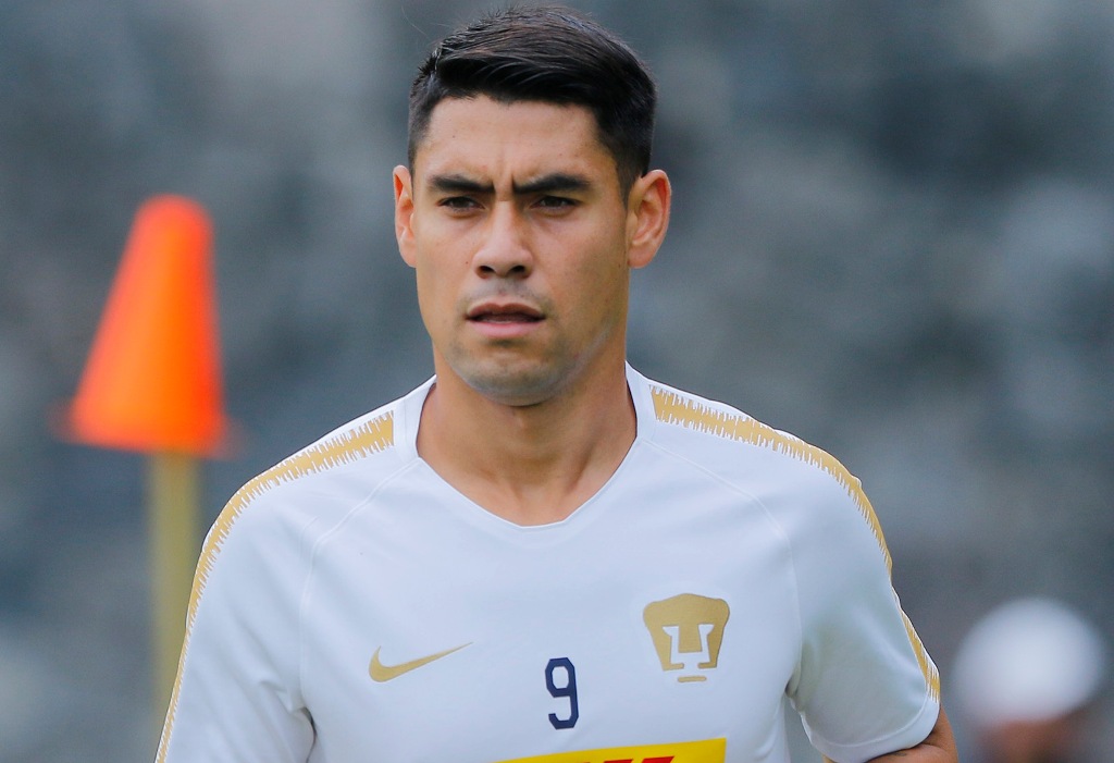 Felipe Mora, delantero de los Pumas (Imago7)