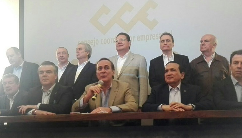 Juan Pablo Castañón, presidente del CCE en conferencia de prensa. (Foto: @cceoficialmx)