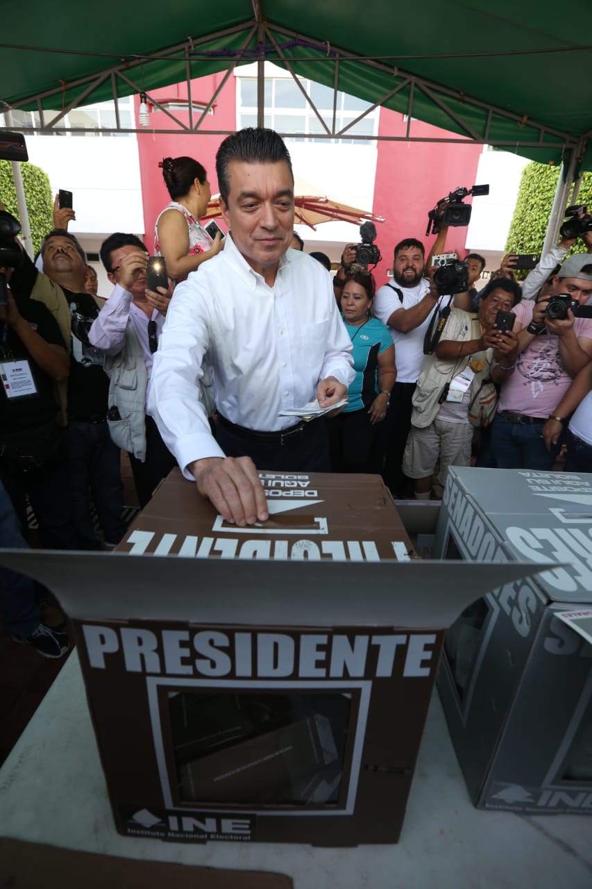 Rascón comentó que está confiado en que esta elección será pacífica e imperará la democracia. Javier García.