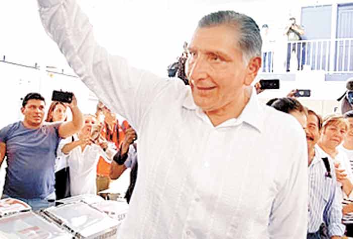 El candidato ganador. (Foto: Edgar Jasso/Cuartoscuro)