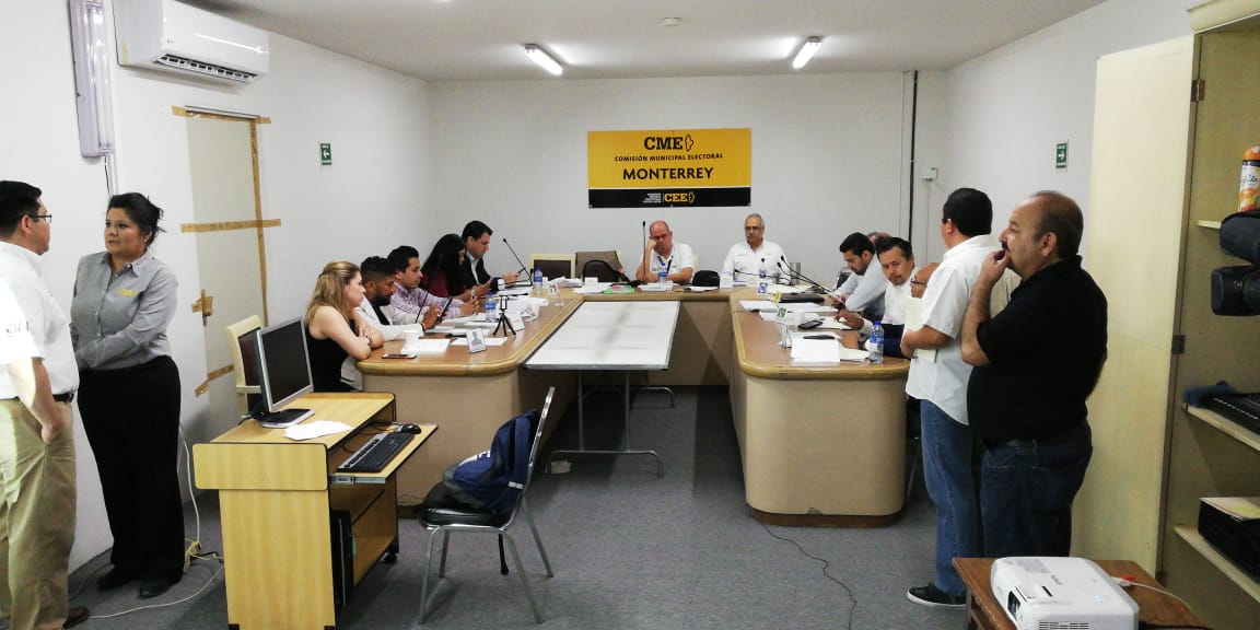 Hasta las 09:05 las labores no habían comenzado. (Foto: Gabriela Jiménez)
