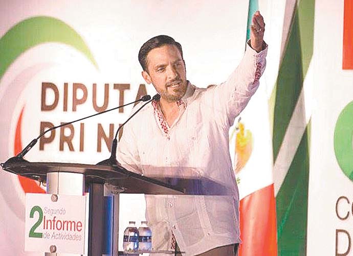 Marco González es el único diputado del PRI que ganó por votos directos.