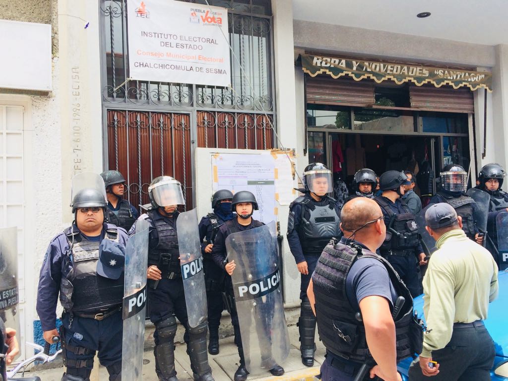 En gran parte de la región los cómputos se realizan en calma salpicada con tensión. (Especial)