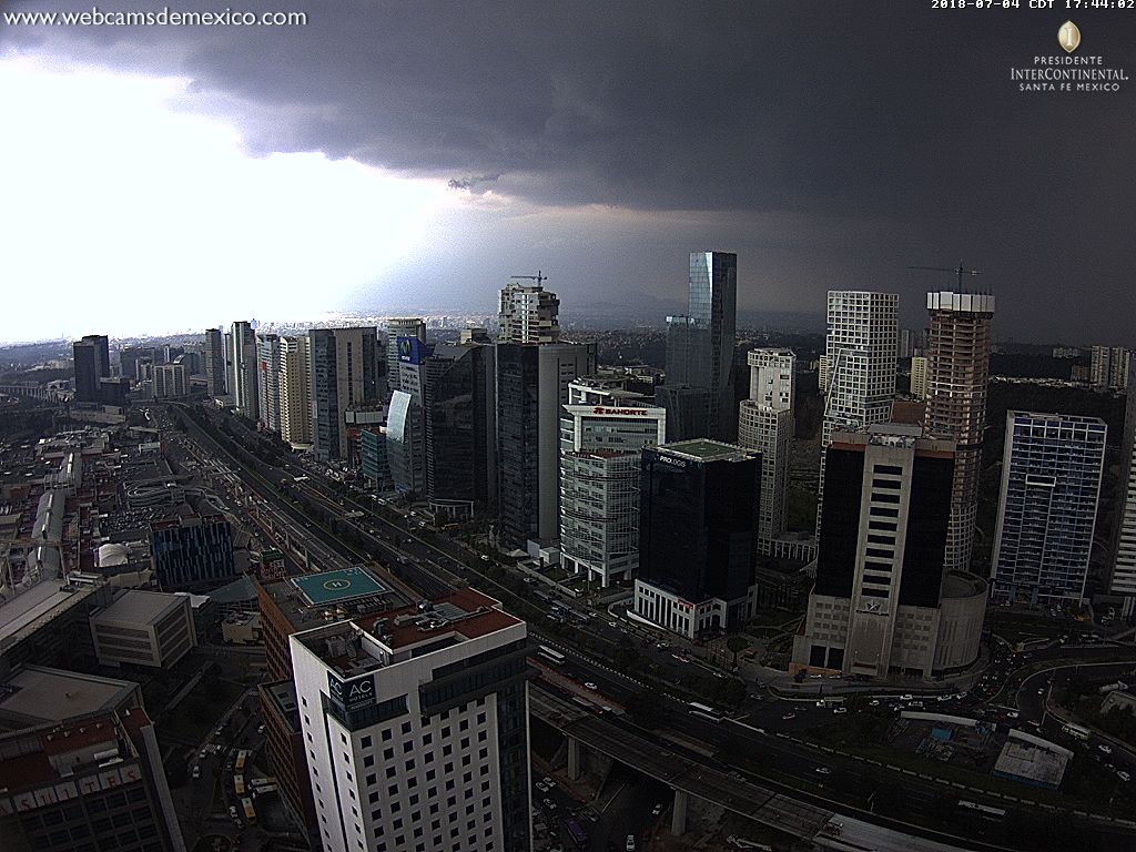 Vista de la Ciudad de México desde Santa Fe (Twitter: @webcamsdemexico)