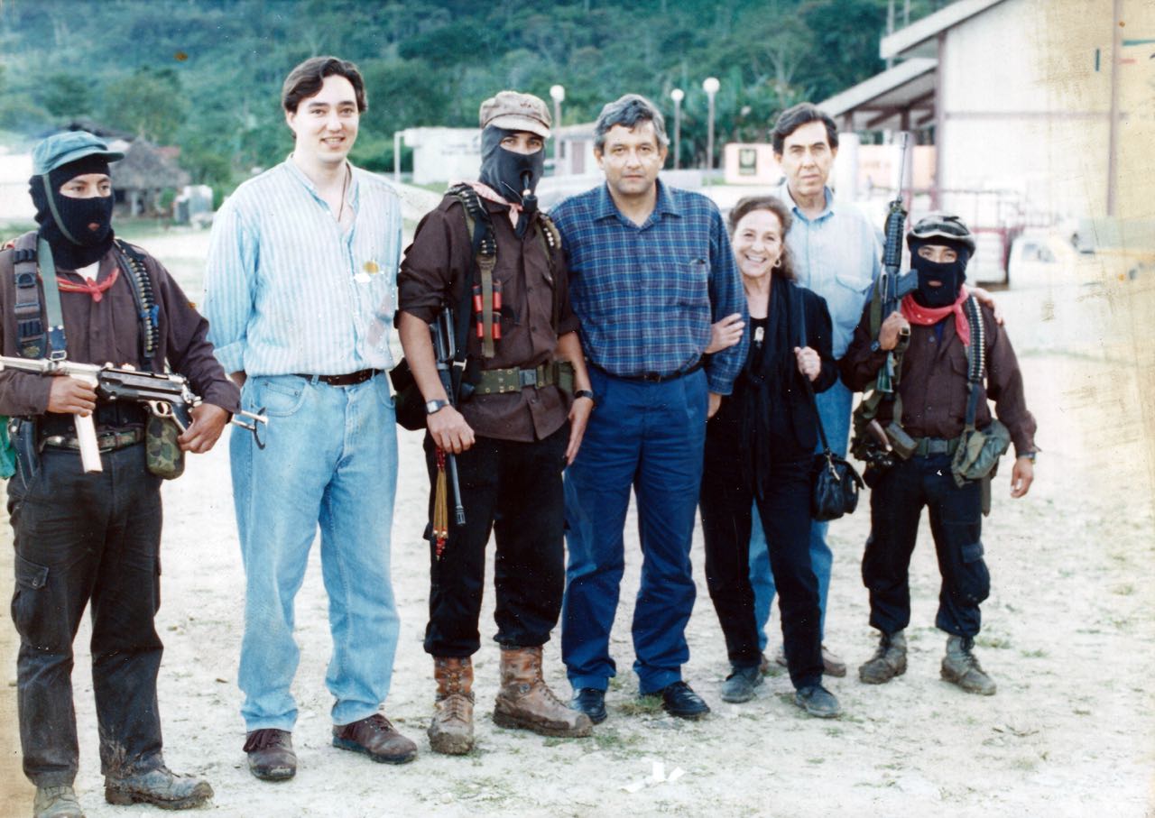 Andrés Manuel López Obrador sí se reunió con el subcomandante Marcos. (Verificado 2018)