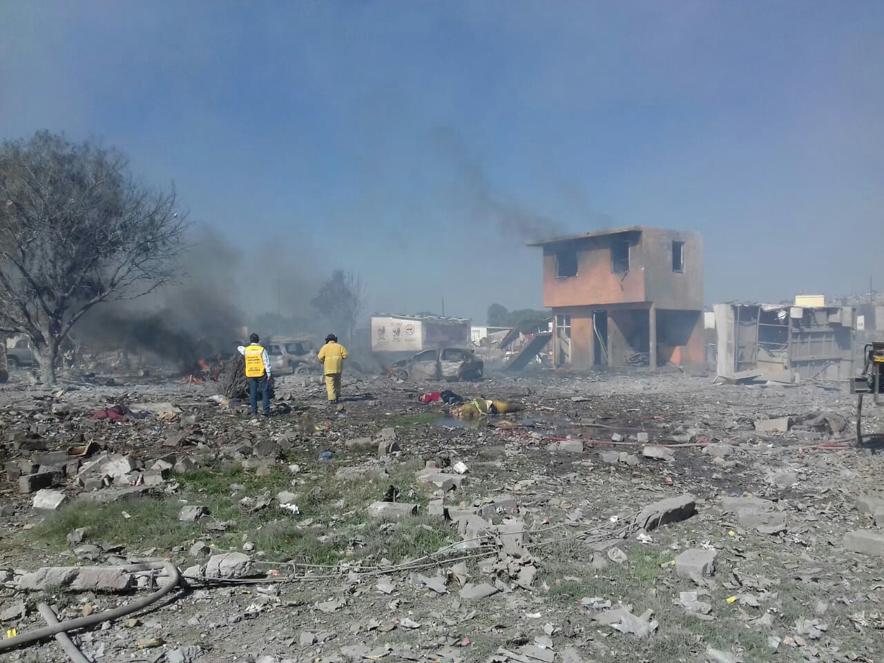 El gobernador informó que hay al menos 12 muertos. (Lauro Galicia).