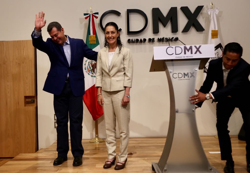 José Ramón Amieva aseguró que la actual administración será facilitadora del cambio de gobierno a favor de la ciudadanía. (Jorge Carballo)