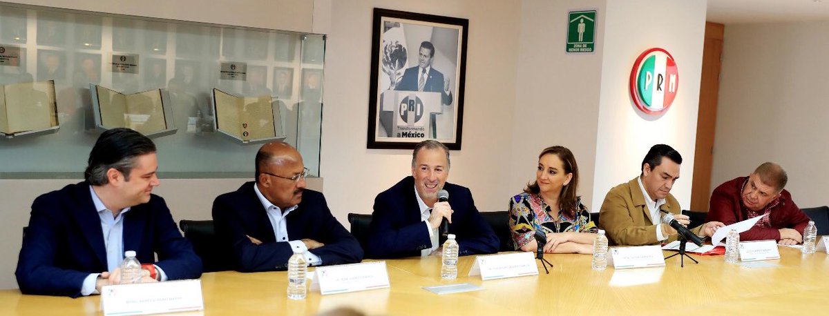 El ex candidato se reunió con el líder nacional del PRI.