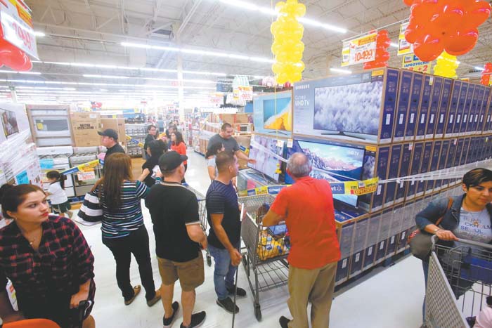 Los eventos comerciales, como el Buen Fin, ayudarán a impulsar el consumo interno, consideró.